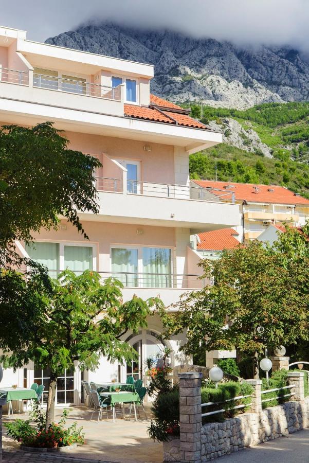 Pansion Mlikota Bed & Breakfast Promajna Exterior foto