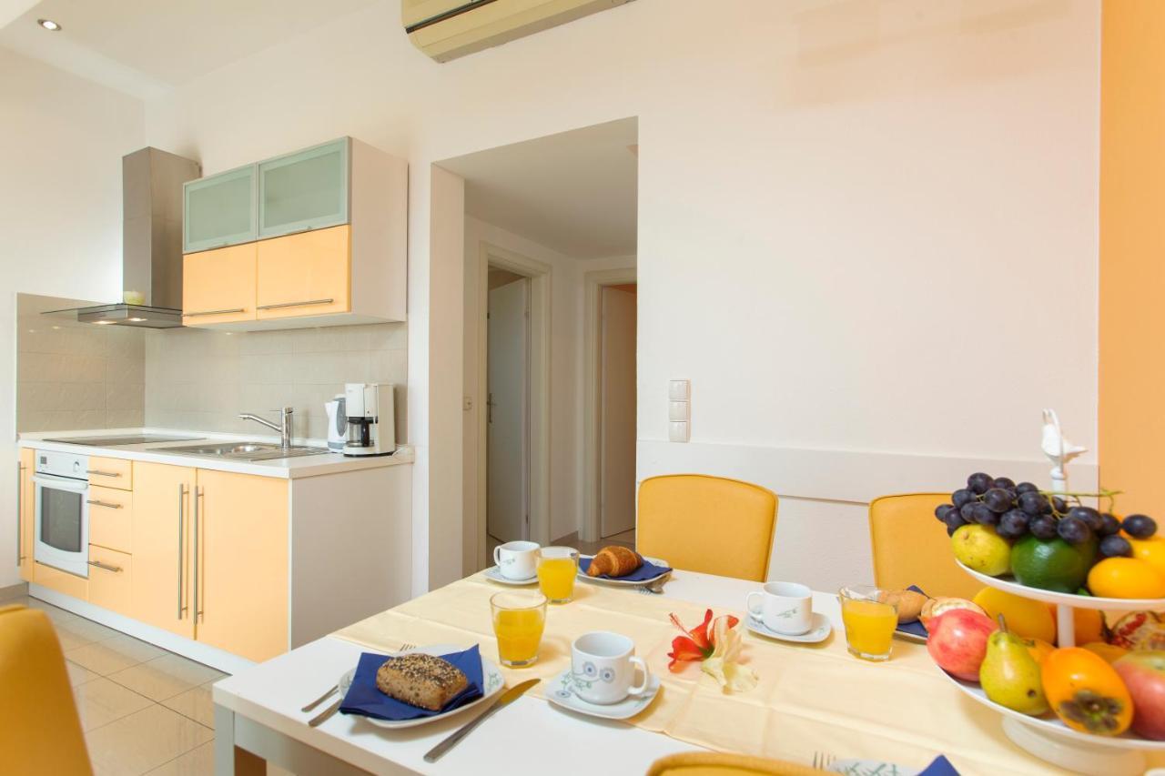 Pansion Mlikota Bed & Breakfast Promajna Exterior foto